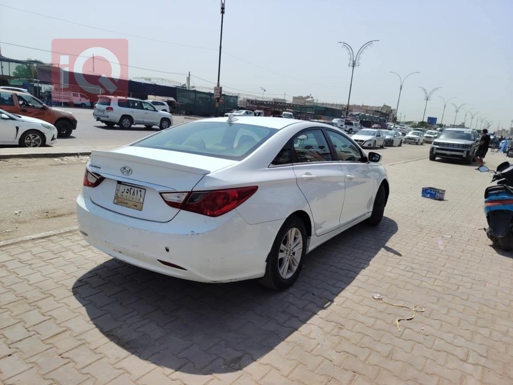 هیوندای سۆناتا